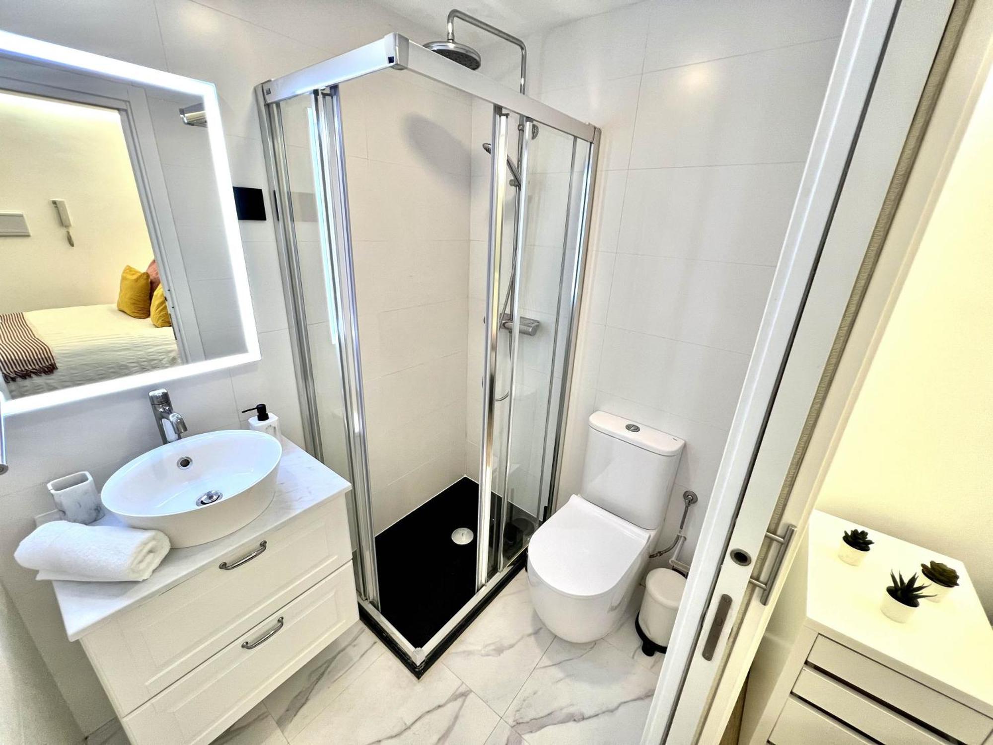 Apartment In The Heart Of Madrid-Piso En Malasaña Exterior foto
