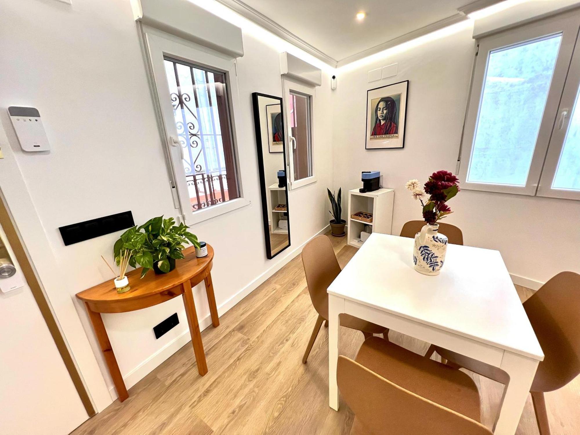 Apartment In The Heart Of Madrid-Piso En Malasaña Exterior foto